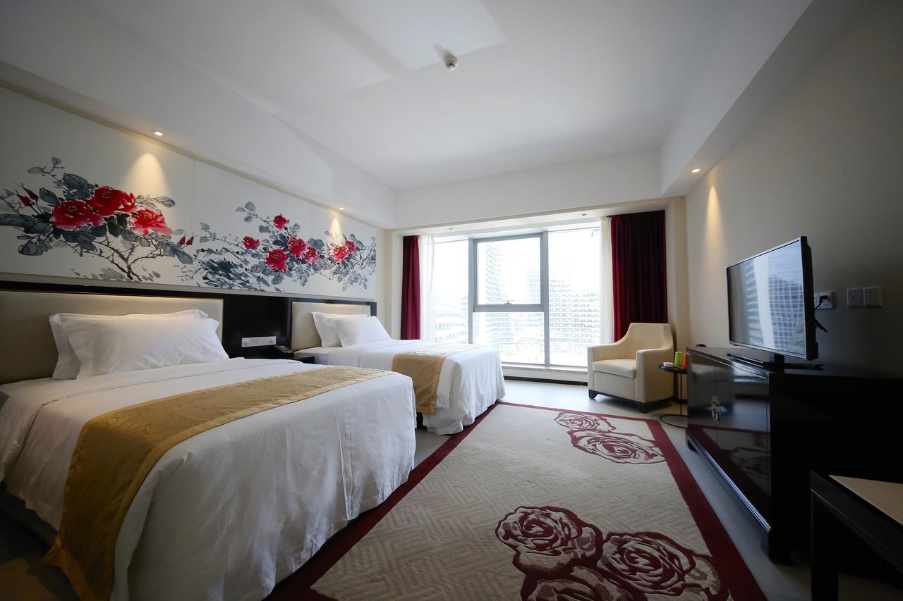 Howard Johnson Flower City Hotel Куньмин Экстерьер фото