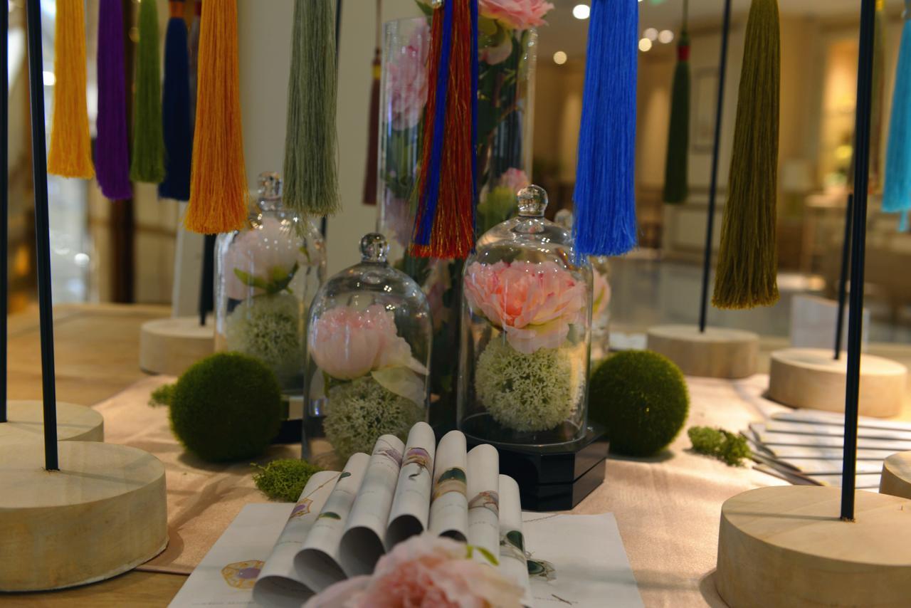 Howard Johnson Flower City Hotel Куньмин Экстерьер фото