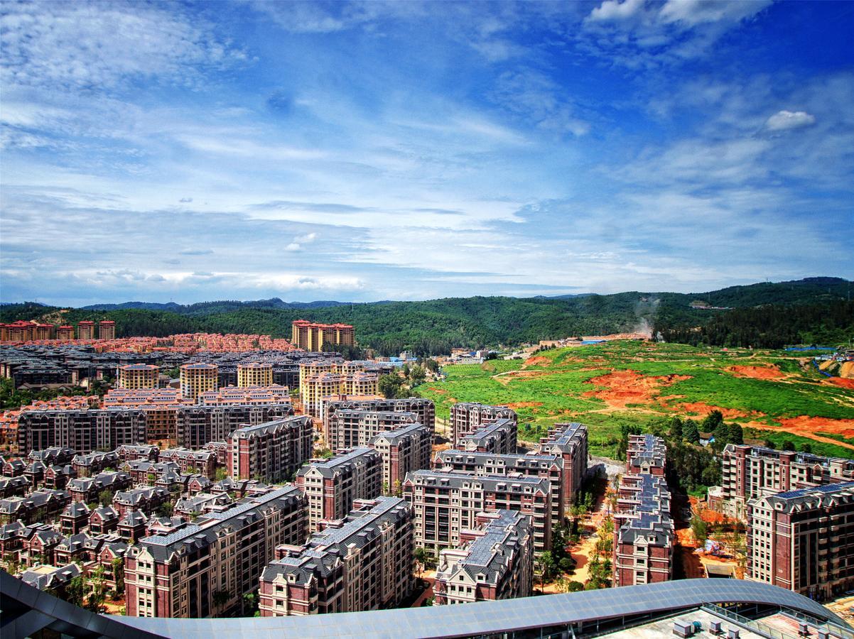 Howard Johnson Flower City Hotel Куньмин Экстерьер фото